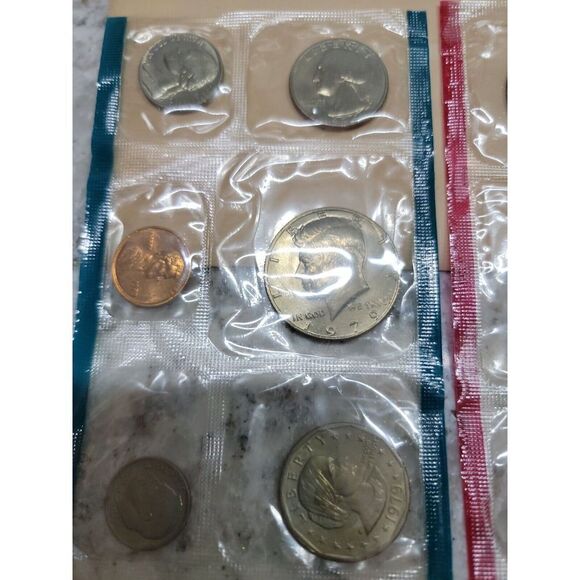 1979 US Mint Set - 12-Coin P&D Uncirculated Lot Of 5-1 Red 1 Blue Each Envelope - Picture 7 of 16